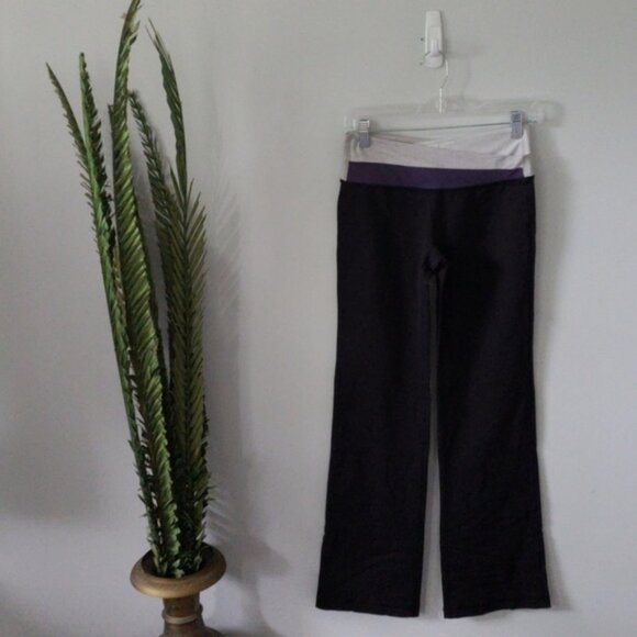 Luluemon Astro multi color waistband pants - Picture 3 of 7